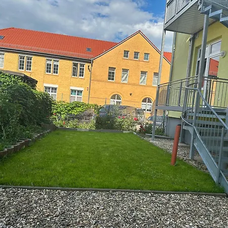 Ueber Den Daechern Von Halle Halle  Exterior photo